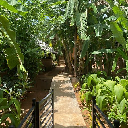 Hotel Mango Tree House Udawalawe Exterior foto
