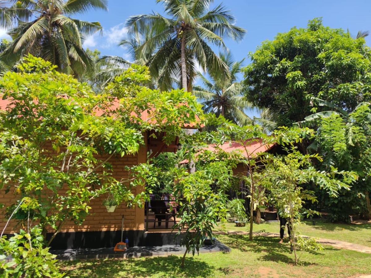 Mango Tree House Hotel Udawalawe Exterior foto